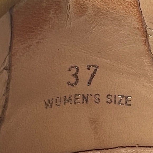 Tod's Yellow Driving Loafer Flats Size 37 Women's - Picture 4 of 9